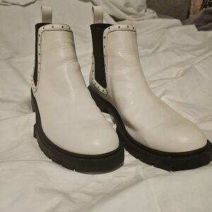 COACH  White Ankle Boots